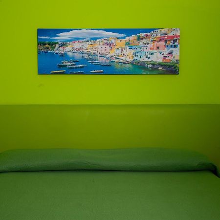 Palazzo Carafa Della Spina Room And Apartment Naples Exterior photo